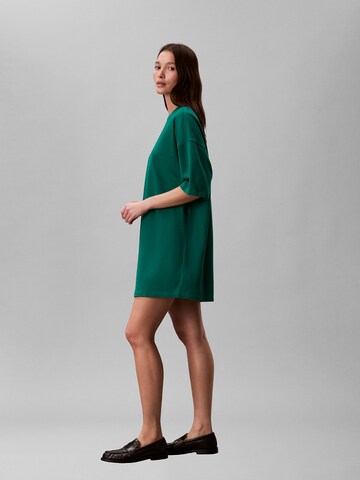 Robe Calvin Klein Jeans en vert