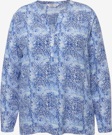 Angel of Style Blouse in Blue: front