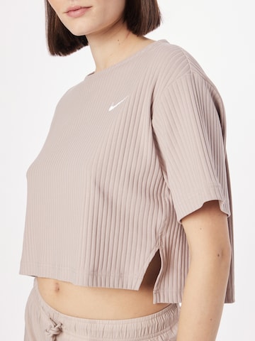 T-shirt Nike Sportswear en gris