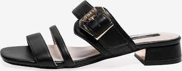 Sandalo di Gattinoni in nero: frontale