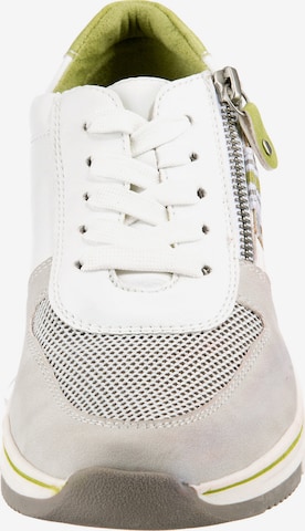 Relife Sneakers in White