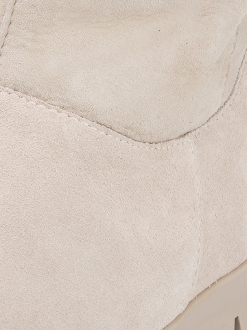 VITAFORM Stiefelette in Weiß