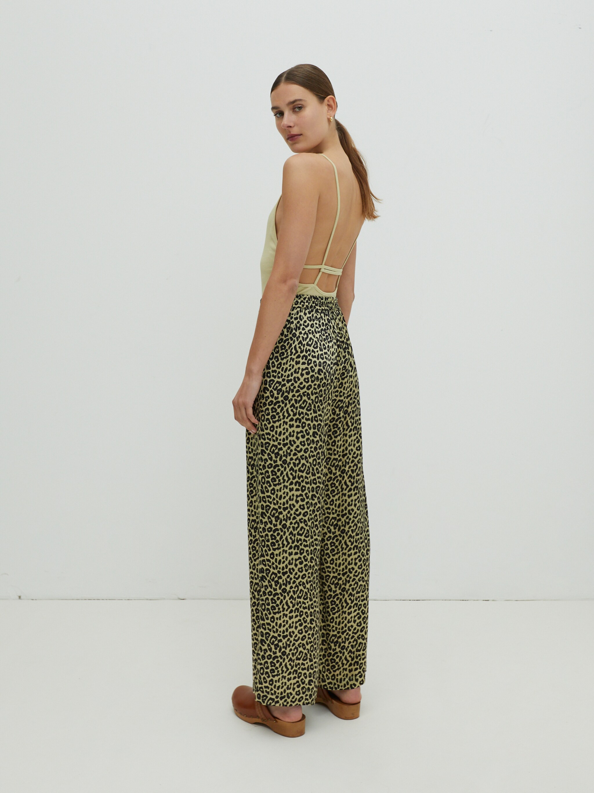 EDITED Producten Shirt body 'Carter' Groen