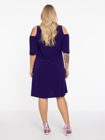 Robe Yoek en violet