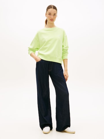 Tommy Jeans Sweatshirt 'Crew' in Grün