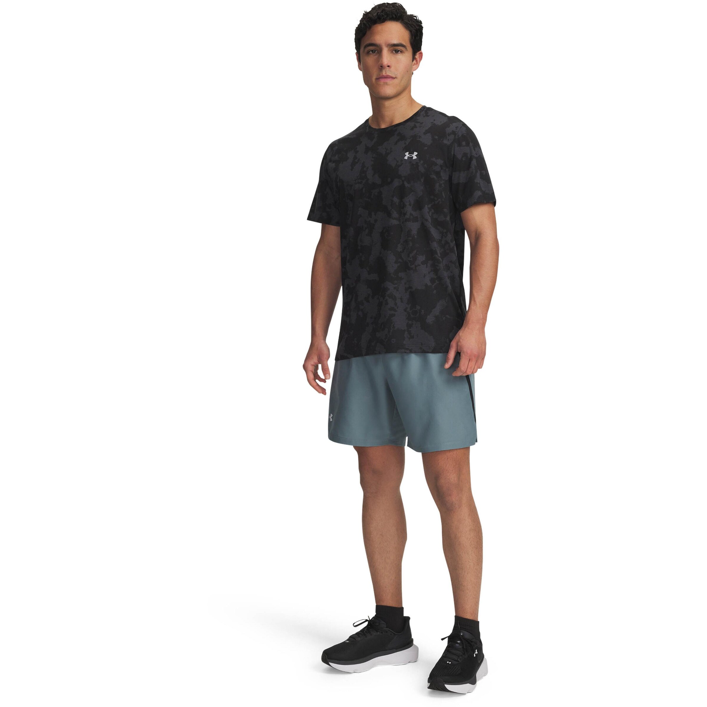 UNDER ARMOUR Regular Sportbroek 'Launch 7' in Blauw