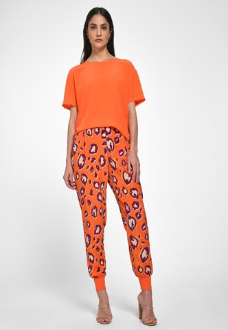 Laura Biagiotti Roma Regular Jogger Pants Silk in Orange