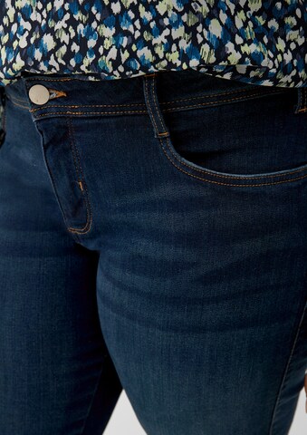 TRIANGLE Regular Jeans in Blauw