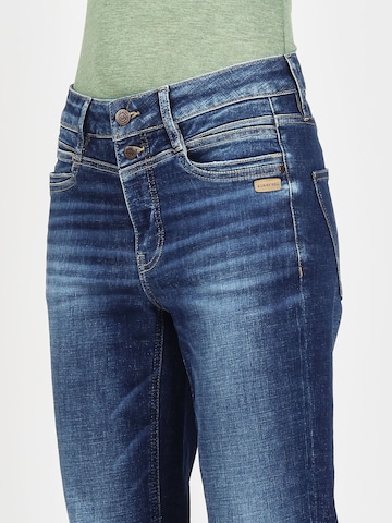 Regular Jean '94STACY' Gang en bleu