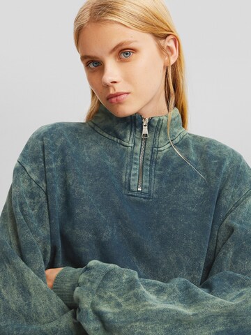 Bershka Sweatshirt in Groen