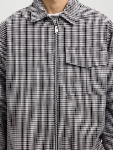 Coupe regular Veste mi-saison SELECTED en gris