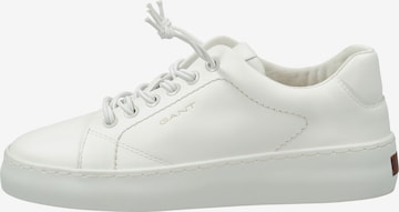 Baskets basses GANT en blanc