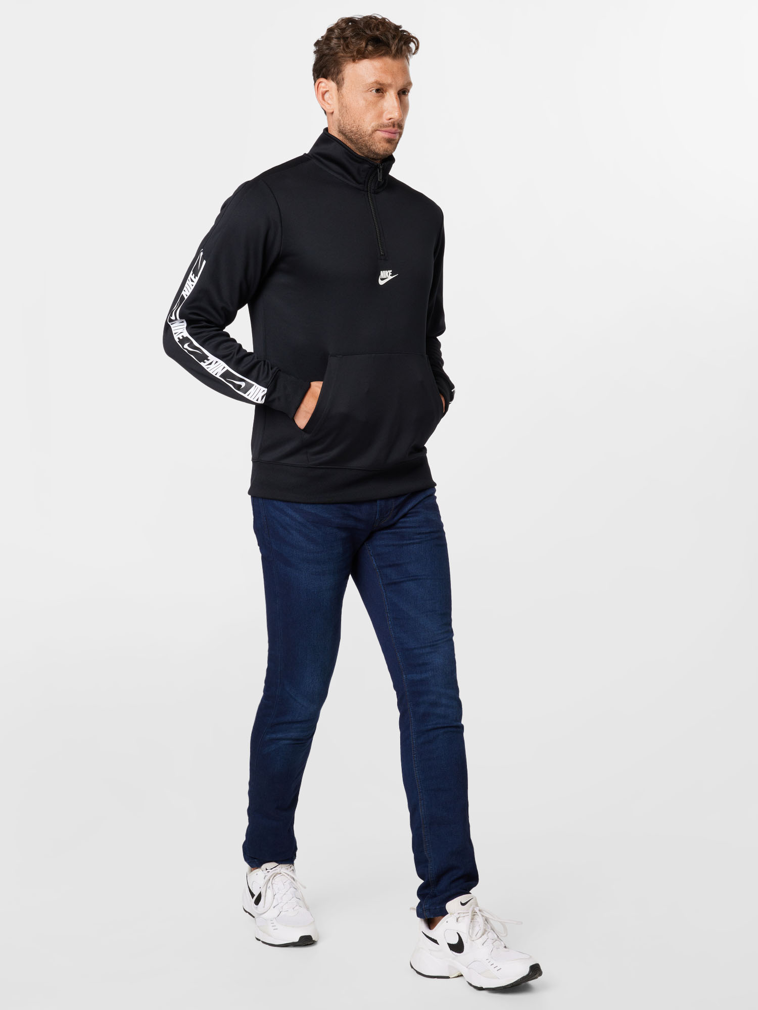 Mężczyźni Odzież Nike Sportswear Bluzka sportowa REPEAT w kolorze Czarnym 