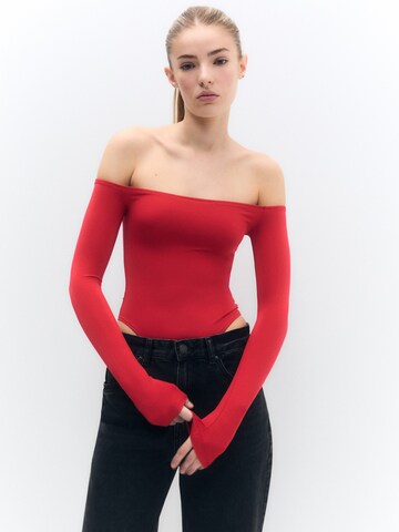 Pull&Bear Shirt bodysuit in Red: front