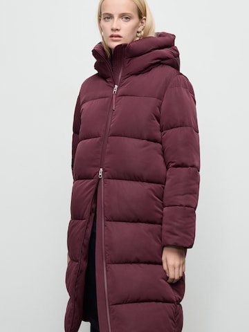 Cappotto invernale 'ESKIMO' di MANGO in rosso