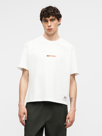 Nike Sportswear Póló - fehér: elől