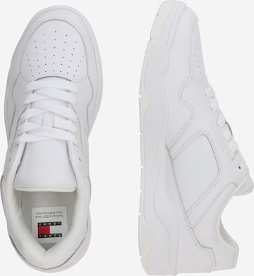 Sneaker bassa di Tommy Jeans in bianco