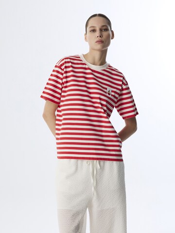 T-shirt Twist en rouge : devant