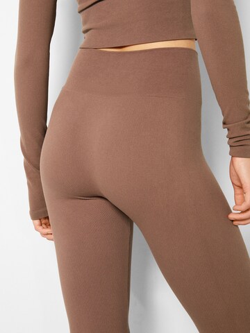 Bershka Skinny Leggings in Beige