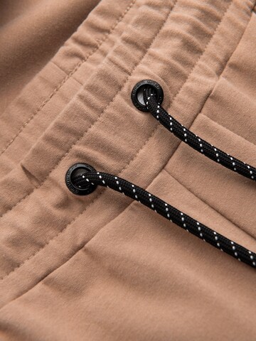 Coupe slim Pantalon 'Eximio' Ombre en beige