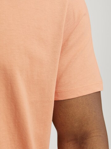 Jack & Jones Plus - Camiseta 'JJEBradley' en naranja