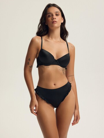 ESOTIQ - Push-up Sujetador 'Bügel-BH Allisia, glatte Cups' en negro