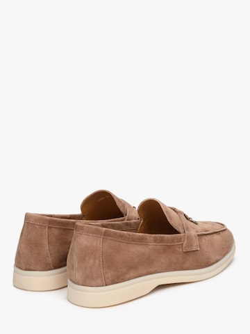 Estro Classic Flats '935-2' in Brown
