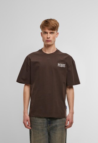 Pequs T-Shirt in Braun: Vorderseite
