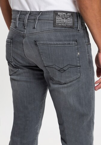 REPLAY Slimfit Jeans in Grau