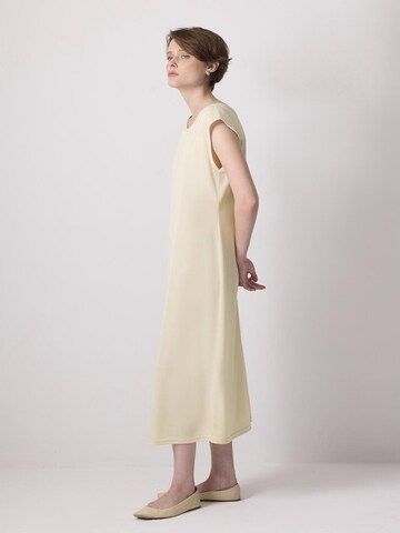 Robe Touche Prive en beige