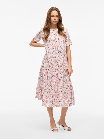 Robe VILA en blanc