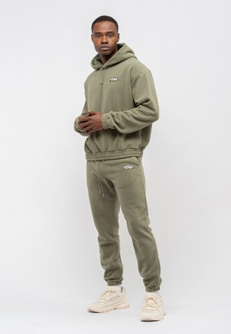 Tom Barron Tracksuit in Green: front