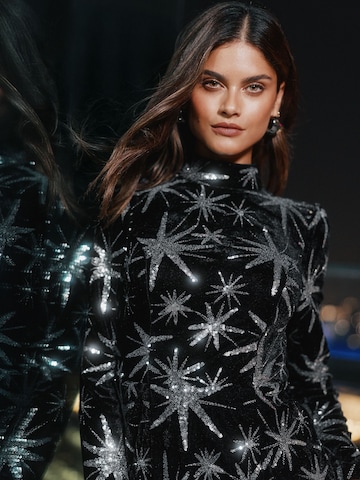 Robe de cocktail Lipsy en noir