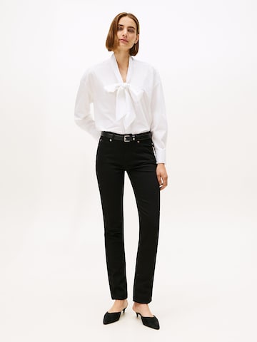 Coupe slim Jean TOMMY HILFIGER en noir