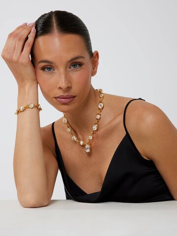 GUESS Necklace 'Mamounia' in Gold: front