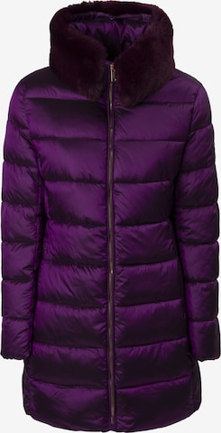 Influencer Talvitakki värissä lila: etupuoli