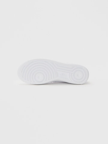 Nike Sportswear Sneakers laag 'Air Force 1 '07' in Wit