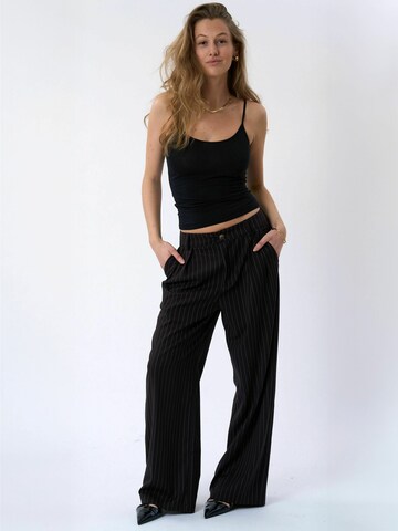 TEESHOPPEN - regular Pantalón ' Paloma ' en marrón