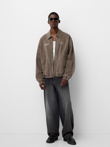 Baggy Jeans di Bershka in grigio
