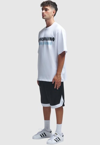 2Y Studios - Camiseta en blanco