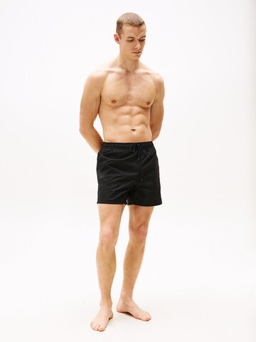 TOMMY HILFIGER Zwemshorts in Zwart