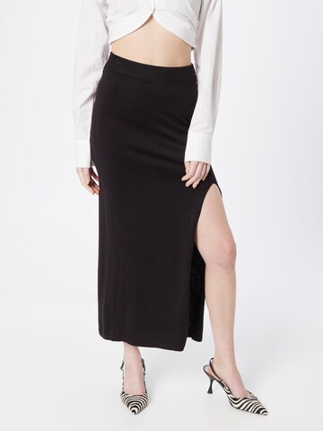 Aware Skirt 'CONNIE' in Black: front