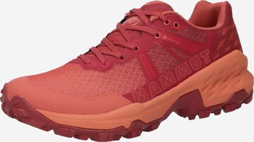 Chaussure basse 'Sertig II' MAMMUT en rouge : devant