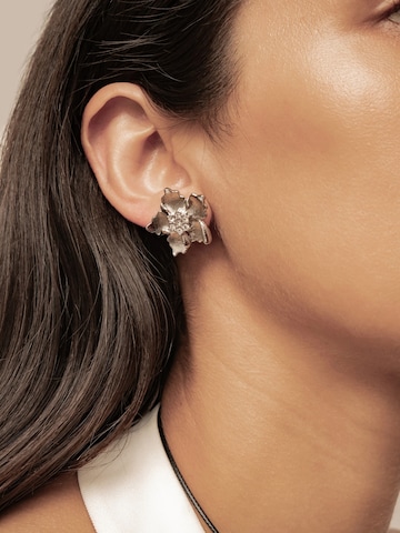 Orecchini 'Sunburst Flower Stud' di Hey Happiness in argento
