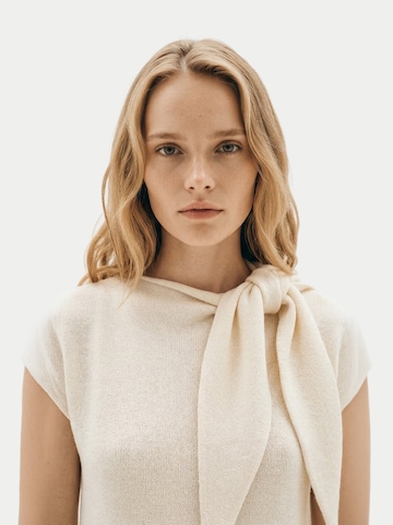 GOBI Cashmere Jurk in Beige