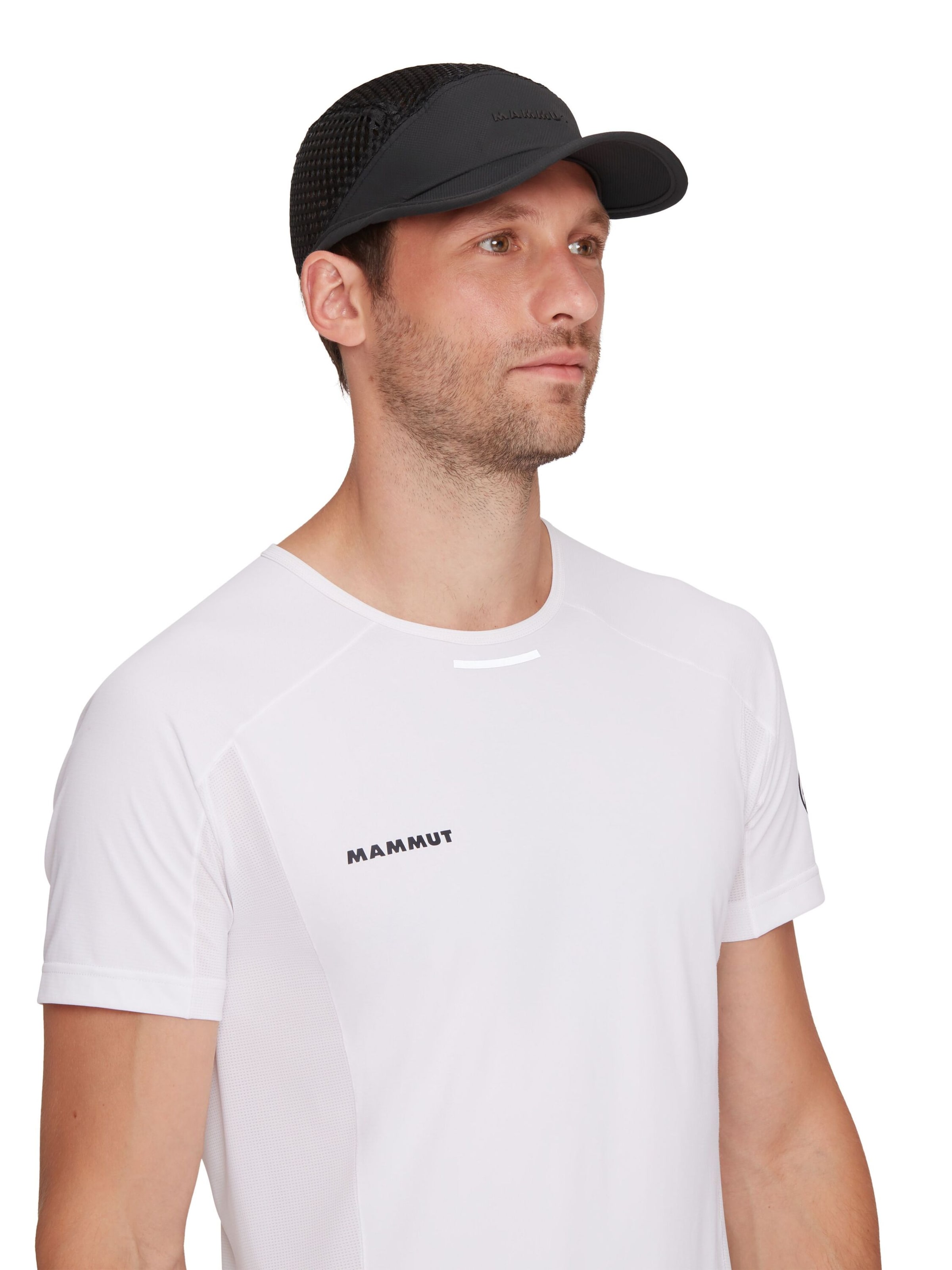 MAMMUT Athletic Cap in Black: front