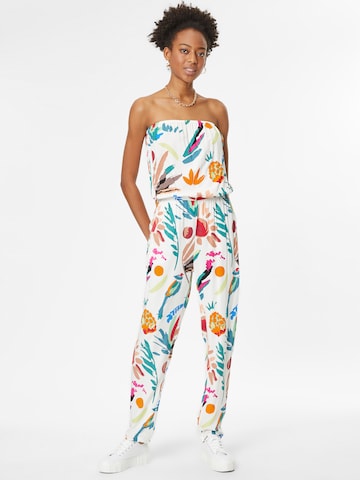 Urban Classics Jumpsuit in White: front