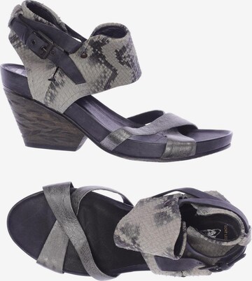 SPM Sandals & High-Heeled Sandals in 39 in Grey: front