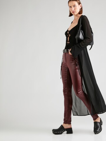 Skinny Jean 'Izabell' s.Oliver en rouge