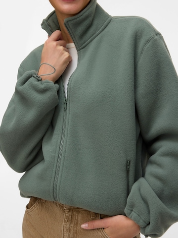 žalia VERO MODA Flisinis džemperis 'VMJannie'